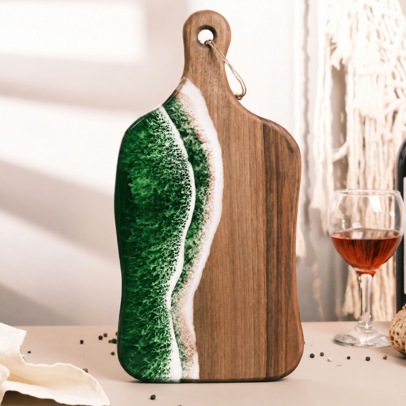 Ceviz Ağacı Epoksi Yeşil Dalga Desenli Sunum Tahtası (35*18 cm)