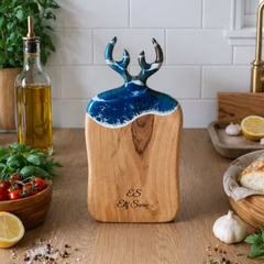 Ceviz Ağacı Epoksi Geyik Dalga Desenli Sunum Tahtası (35*18 cm) (Kopya)